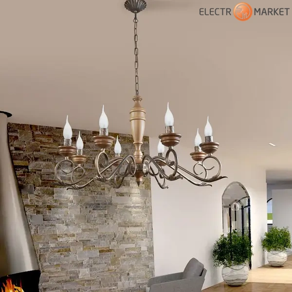 Люстра с E14 &laquo;свечами&raquo; в гостиной