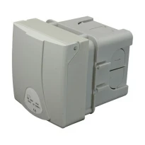 Силовая розетка в коробке внутренней установки EZB 1653 16A 3P+N+PE IP44 красная 004482099 ETI