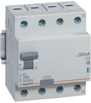 ПЗВ 25А 300mA 4,5кА тип АС 4 полюси 402070 RX3 Legrand