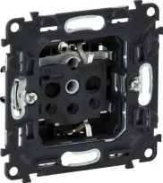 Механізм розетки (2К+3) із захисними шторками 16A IN'MATIC 753029 Legrand Valena