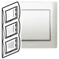 Рамка 3 поста вертикальная Galea Life цвет Pearl жемчужный 771507 Legrand